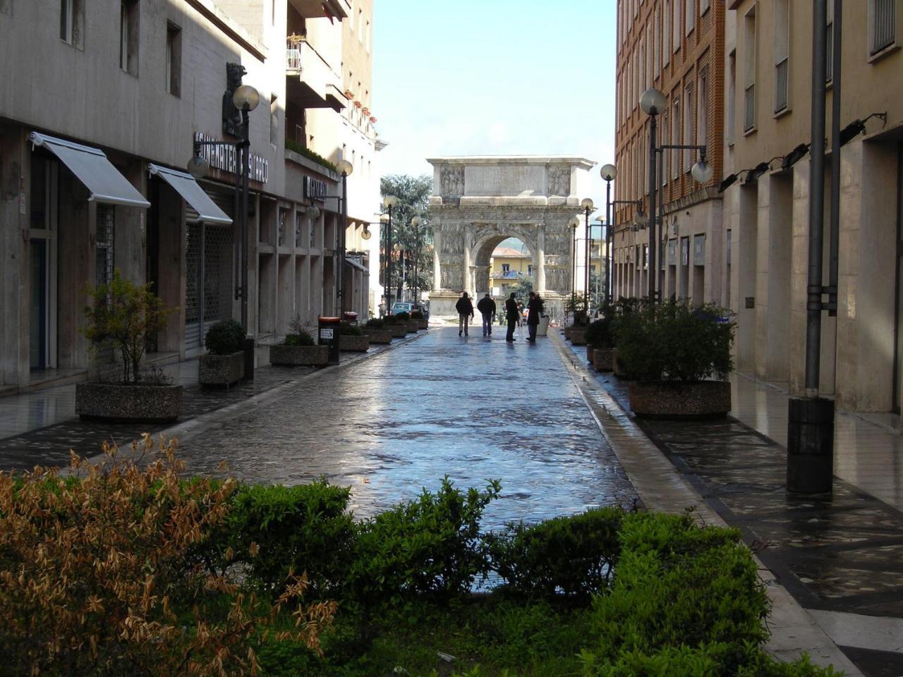 Hotel Antiche Terme Benevento Exteriör bild